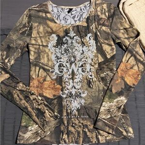 Girls with Guns camo long sleeve top